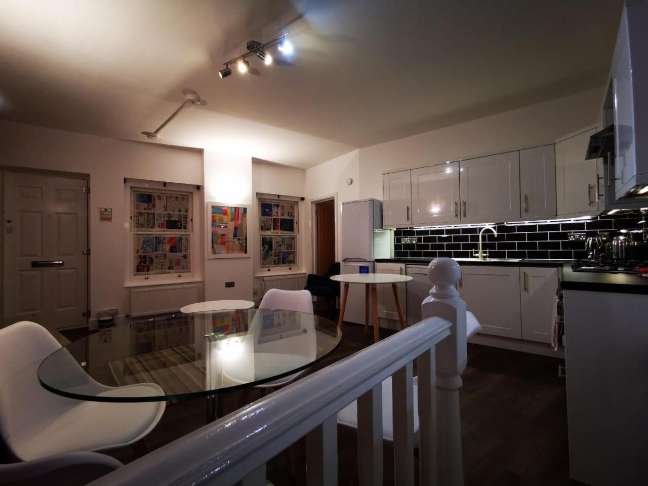 Capital Host- Apartments Euston London Ngoại thất bức ảnh
